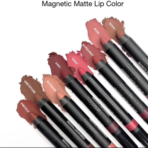 💋 NWT Nudestix Magnetic Matte Lip Color in Burgundy RARE FIND - Picture 3 of 7